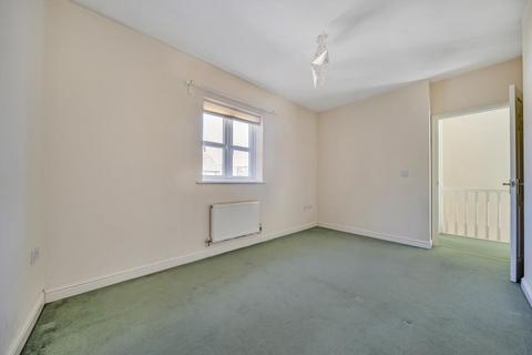 3 Cherry Tree Court, Witney, OX28 1GQ