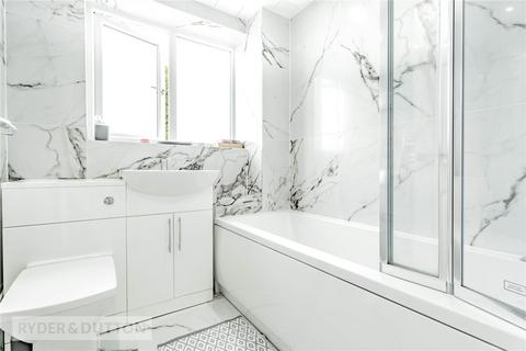 7 Instow Close, Chadderton, Oldham, OL9 0QF