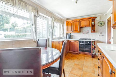 7 Instow Close, Chadderton, Oldham, OL9 0QF