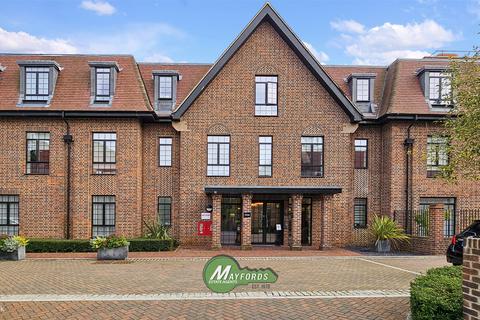 3 bedroom flat for sale, Chandos Way, London, London NW11