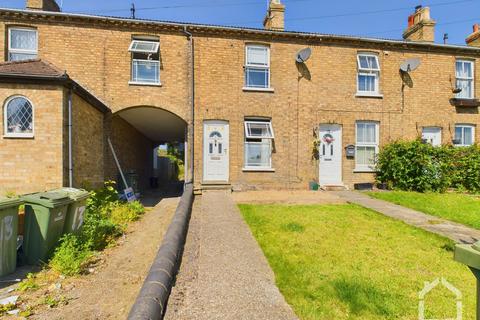 2 bedroom terraced house to rent, Simpson Road, Bletchley, MK2