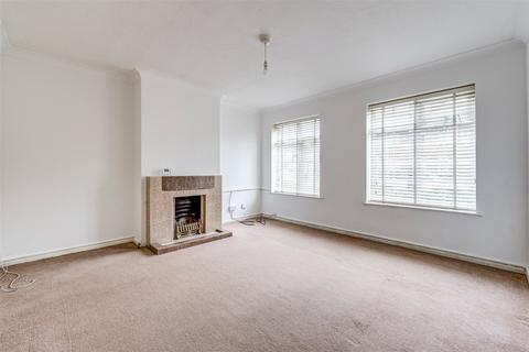 2 bedroom flat for sale, Gaisford Close, Worthing, West Sussex, BN14