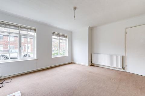 2 bedroom flat for sale, Gaisford Close, Worthing, West Sussex, BN14