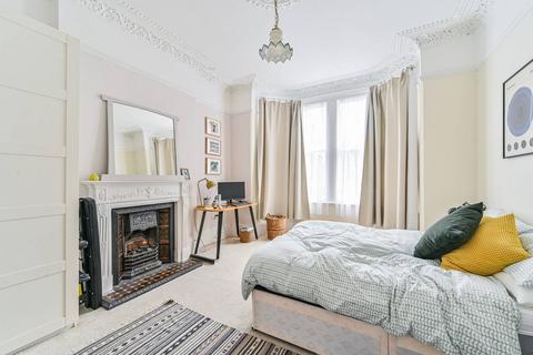 2 bedroom flat for sale, Rollscourt Avenue, Herne Hill, London, SE24