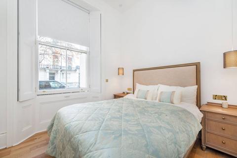 3 bedroom flat for sale, Porchester Square, Bayswater, London, W2