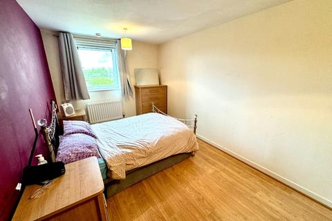 5, Cumberland House Erebus Drive, London, SE28 0GE