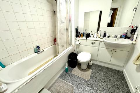 5, Cumberland House Erebus Drive, London, SE28 0GE