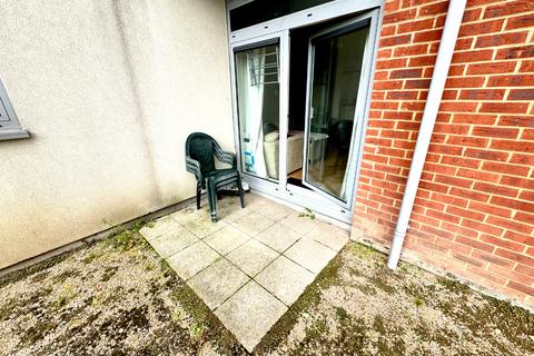 5, Cumberland House Erebus Drive, London, SE28 0GE