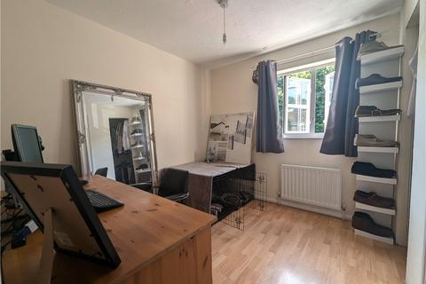 37 Bevan Close, Southampton, SO19 9PE