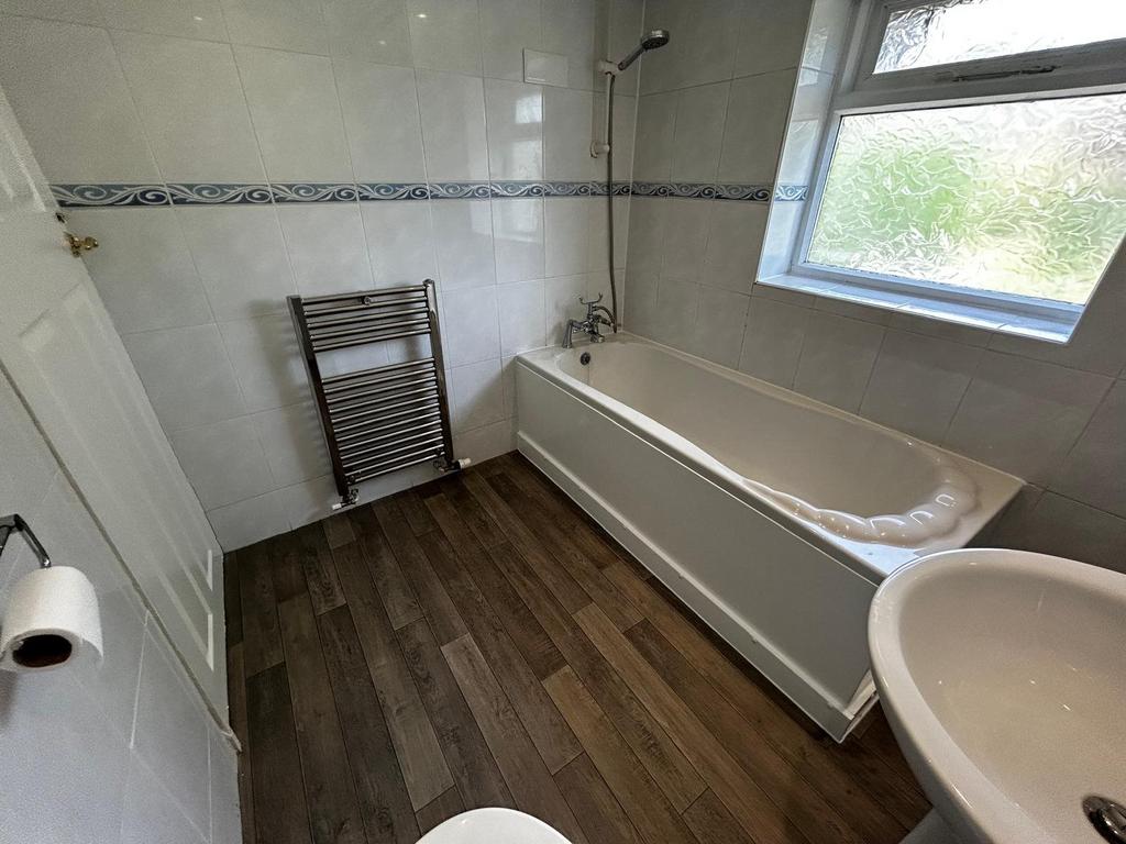 Bathroom2