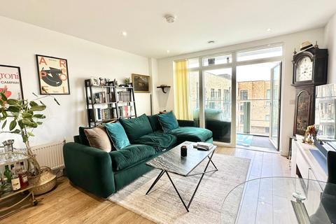 1 bedroom apartment for sale,  Lamington Heights, Madeira Street, London E14