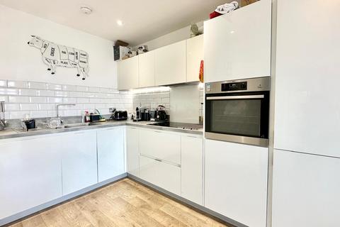 1 bedroom apartment for sale,  Lamington Heights, Madeira Street, London E14