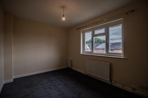 2 bedroom terraced house to rent, Gorsley Close, Middlewich, CW10