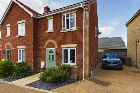 2 bedroom semi-detached house for sale, Snowdrop Grove, Downham Market PE38