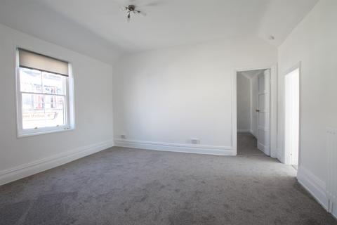 1 bedroom flat to rent, Hallgate, HU16