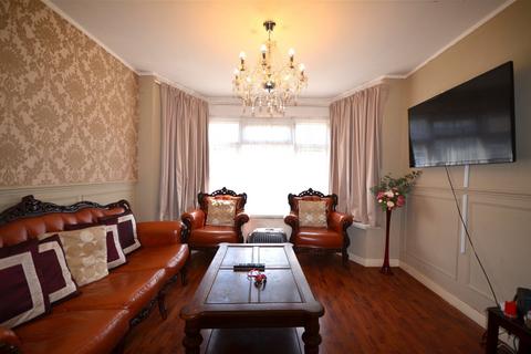 3 bedroom semi-detached house for sale, Thistlecroft Gardens, Stanmore, HA7