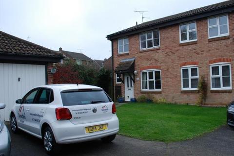 3 bedroom semi-detached house to rent, The Wickets, Burgess Hill, West Sussex, RH15 8TG