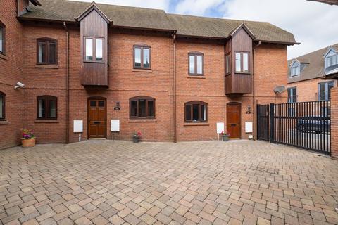 4 bedroom terraced house for sale, The Butts, Worcester WR1