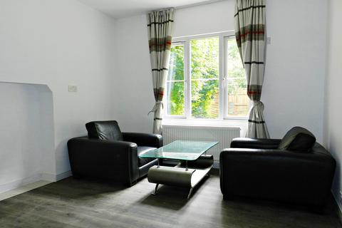 3 bedroom cottage to rent, Theobalds Park Road, Enfield EN2