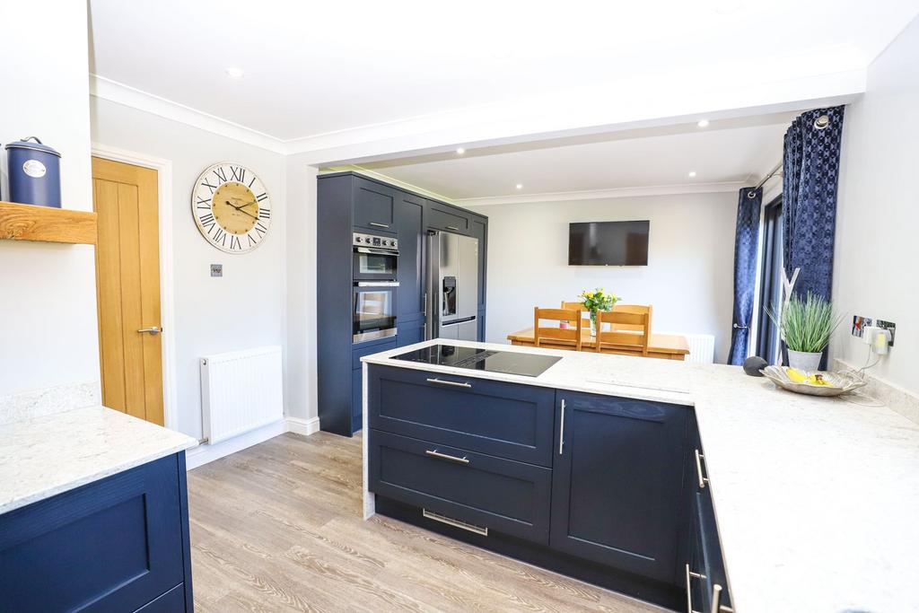 Dining Kitchen