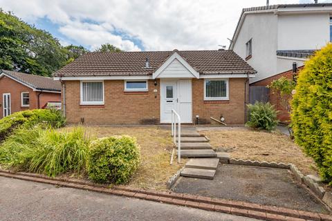 2 bedroom detached house for sale, Kilsyth Close, Fearnhead, WA2