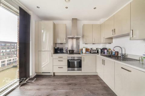 2 bedroom flat for sale, Frobisher Yard, London