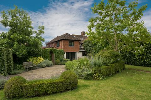 4 bedroom detached house to rent, Northside Cottages, Hurtmore Road, Hurtmore, Godalming, GU7