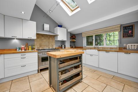 4 bedroom detached house to rent, Northside Cottages, Hurtmore Road, Hurtmore, Godalming, GU7