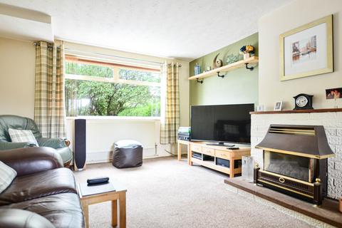 15 Heath Close, Hallow, Worcester, WR2 6LJ