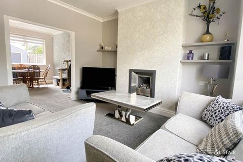3 bedroom semi-detached house for sale, Broadway, Royton