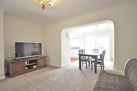 3 bedroom semi-detached house to rent, Hayes Wood Avenue, Bromley BR2