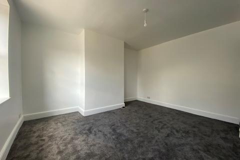 2 bedroom terraced house for sale, Kitchener Street, Oakenshaw, Bradford, BD12