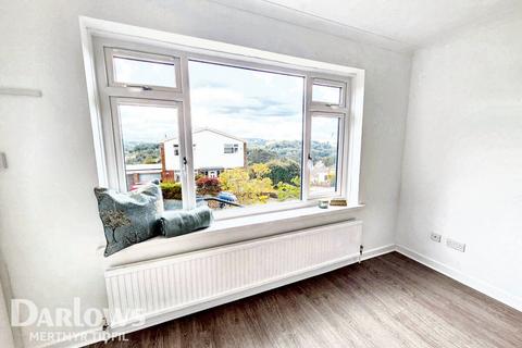 5 Ashgrove, Edwardsville, Treharris, CF46 5PH