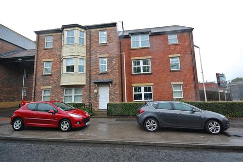 2 bedroom penthouse to rent, Whitfield Court, Framwellgate Moor, Durham, DH1