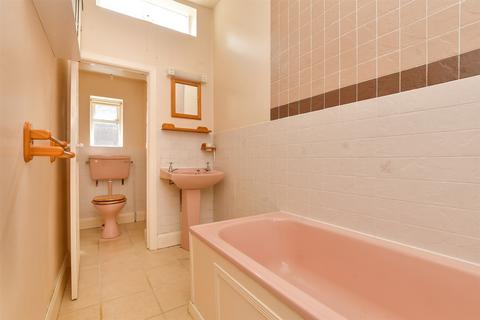 80 Onslow Gardens, Wallington, SM6 9QQ