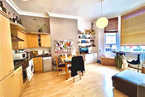 2 bedroom apartment for sale, Bolingbroke Road, Brook Green, London, W14