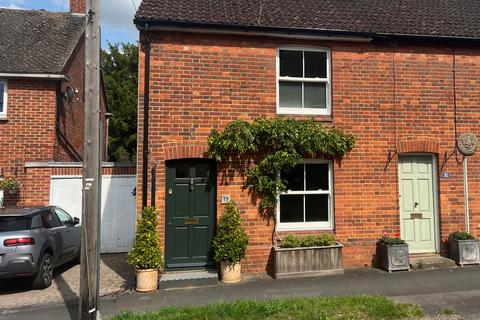 2 bedroom end of terrace house for sale, Winchester Street, Overton RG25