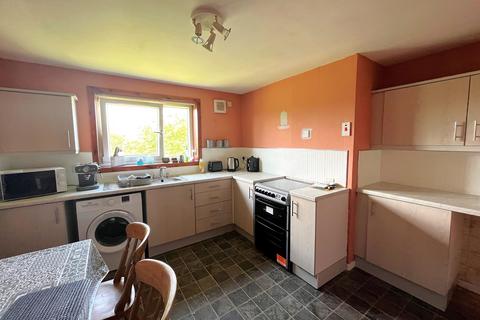 3 bedroom flat to rent, Brownhill Road, Thurso, Highland. KW14 7NL