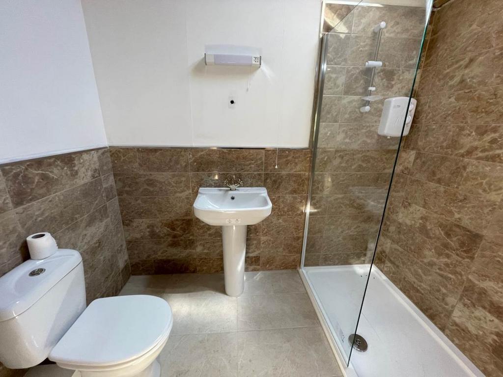 Lavender ensuite