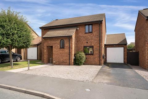 2 Akeman Close, Bourne, PE10 9XE