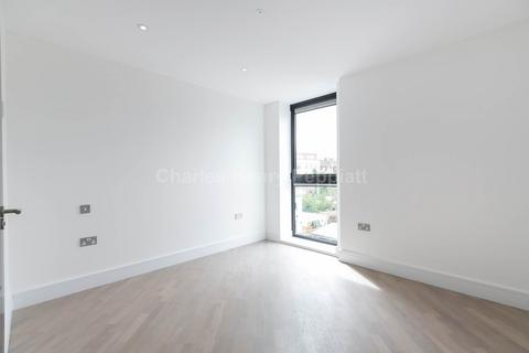 2 bedroom apartment for sale, Dudley House, Pickard Close, N14