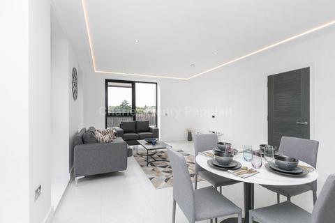 3 bedroom penthouse for sale, Dudley House, Pickard Close, N14