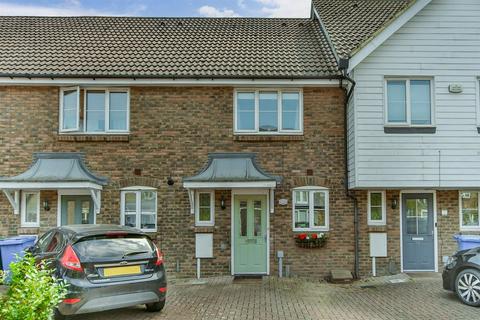 2 bedroom terraced house for sale, Finch Close, Faversham, Kent