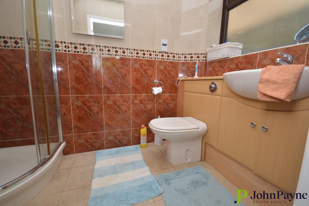 En Suite Shower Room