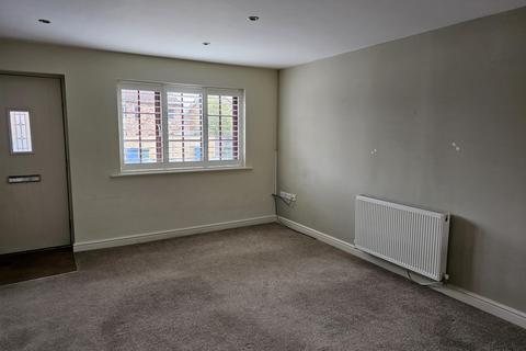 2 bedroom terraced house to rent, The Rotunda, Beckingham DN10