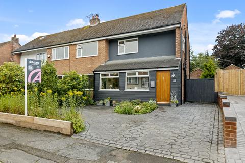 3 bedroom semi-detached house for sale, Hillfoot Crescent, Stockton Heath, WA4