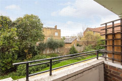 3 bedroom apartment for sale, Kelmscott Gardens, London