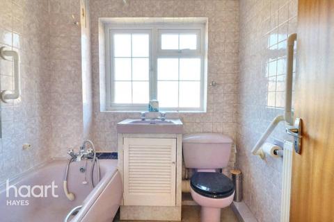 7 Wood End, Hayes, UB3 2RJ