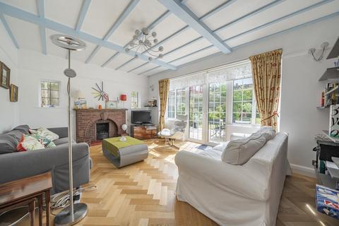 1 Downs Bridge Road, Beckenham, BR3 5HX