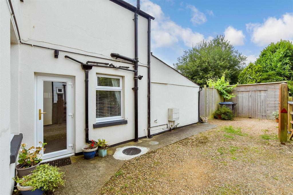Driveway/Parking